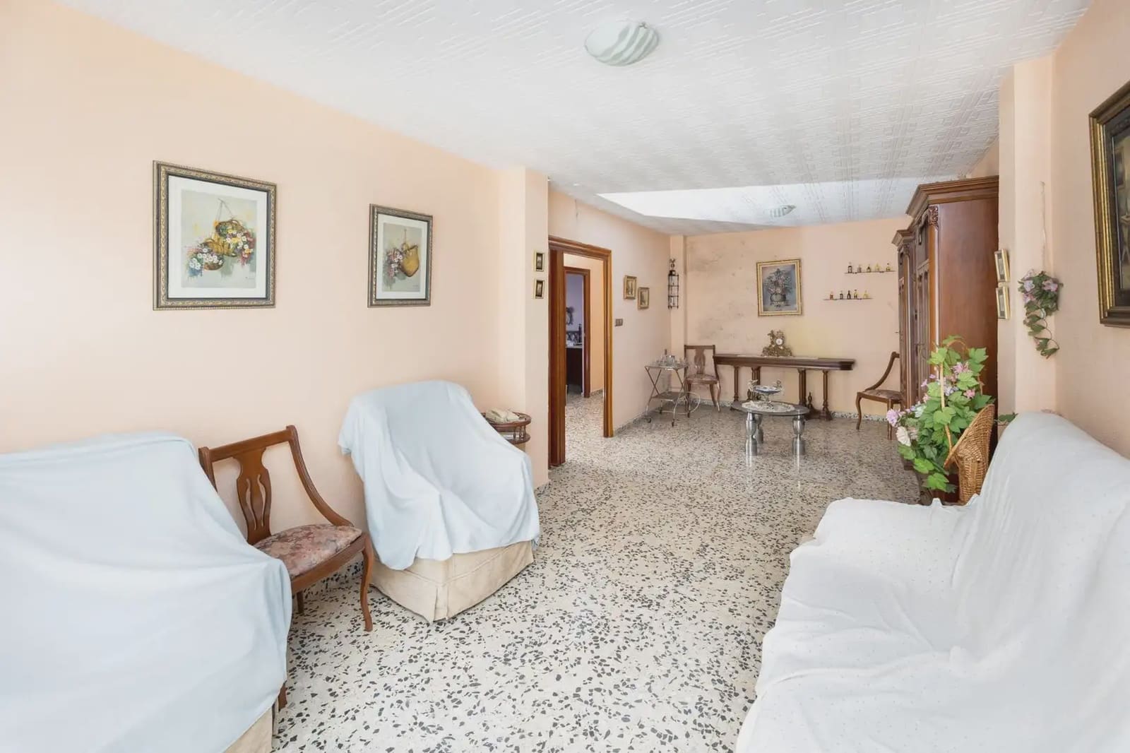 Gewerbe zu verkaufen in Granada Stadt - 444.000 € (Ref: 9837342)