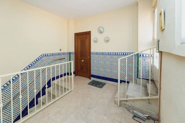 Gewerbe zu verkaufen in Zaidin, Granada Stadt - 444.000 € (Ref: 9837342)
