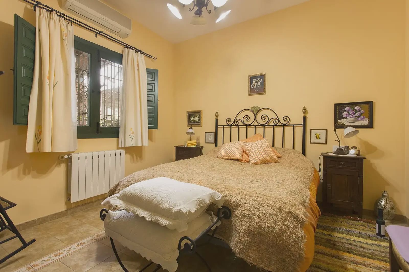 Finca/Herregård til salgs i Chauchina med svømmebasseng garasje - € 290 000 (Ref: 9837343)