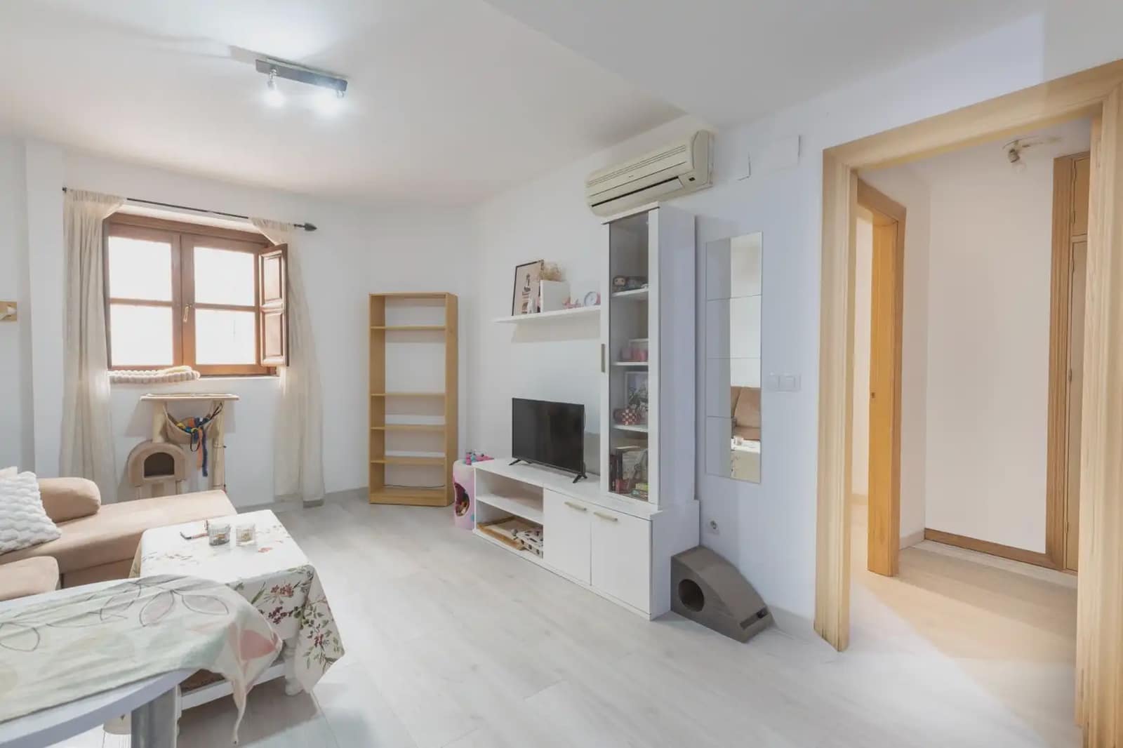 Lägenhet till salu i Granada stad - 189 000 € (Ref: 9837344)