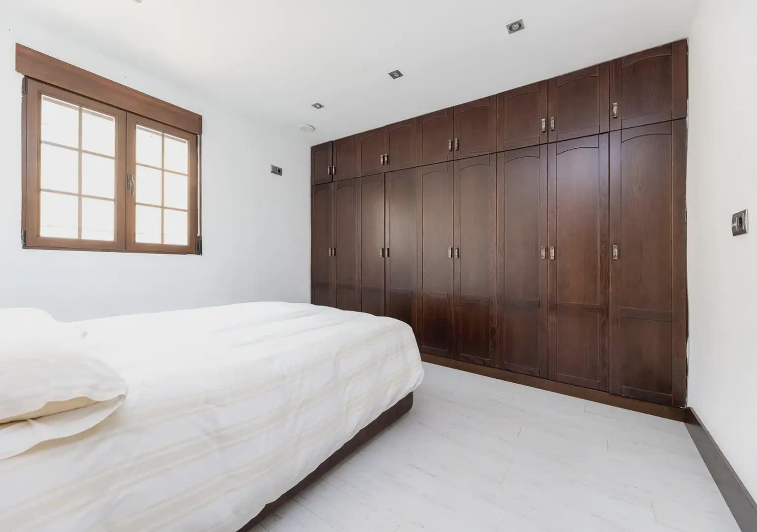 Lejlighed til salg i Granada by - € 189.000 (Ref: 9837345)