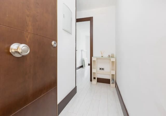 Lejlighed til salg i Zaidin, Granada by - € 189.000 (Ref: 9837345)