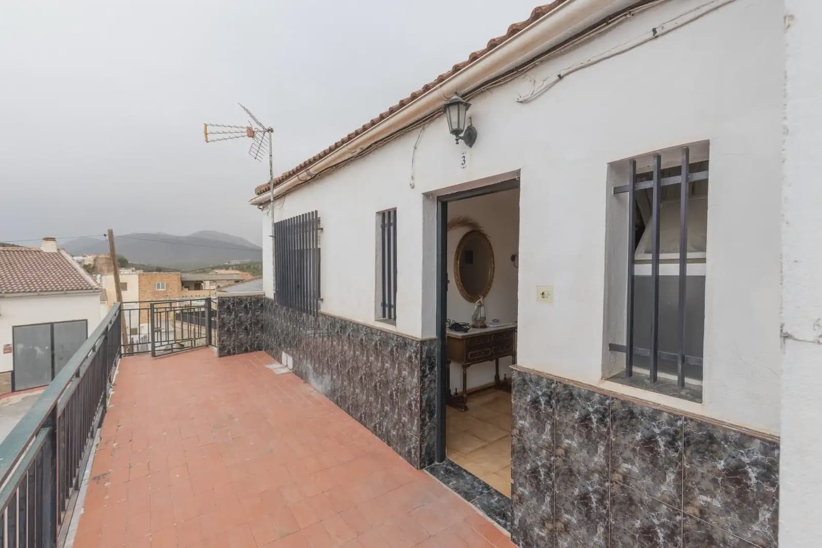 Casa em Banda para venda em Iznalloz com garagem - 129 000 € (Ref: 9837346)