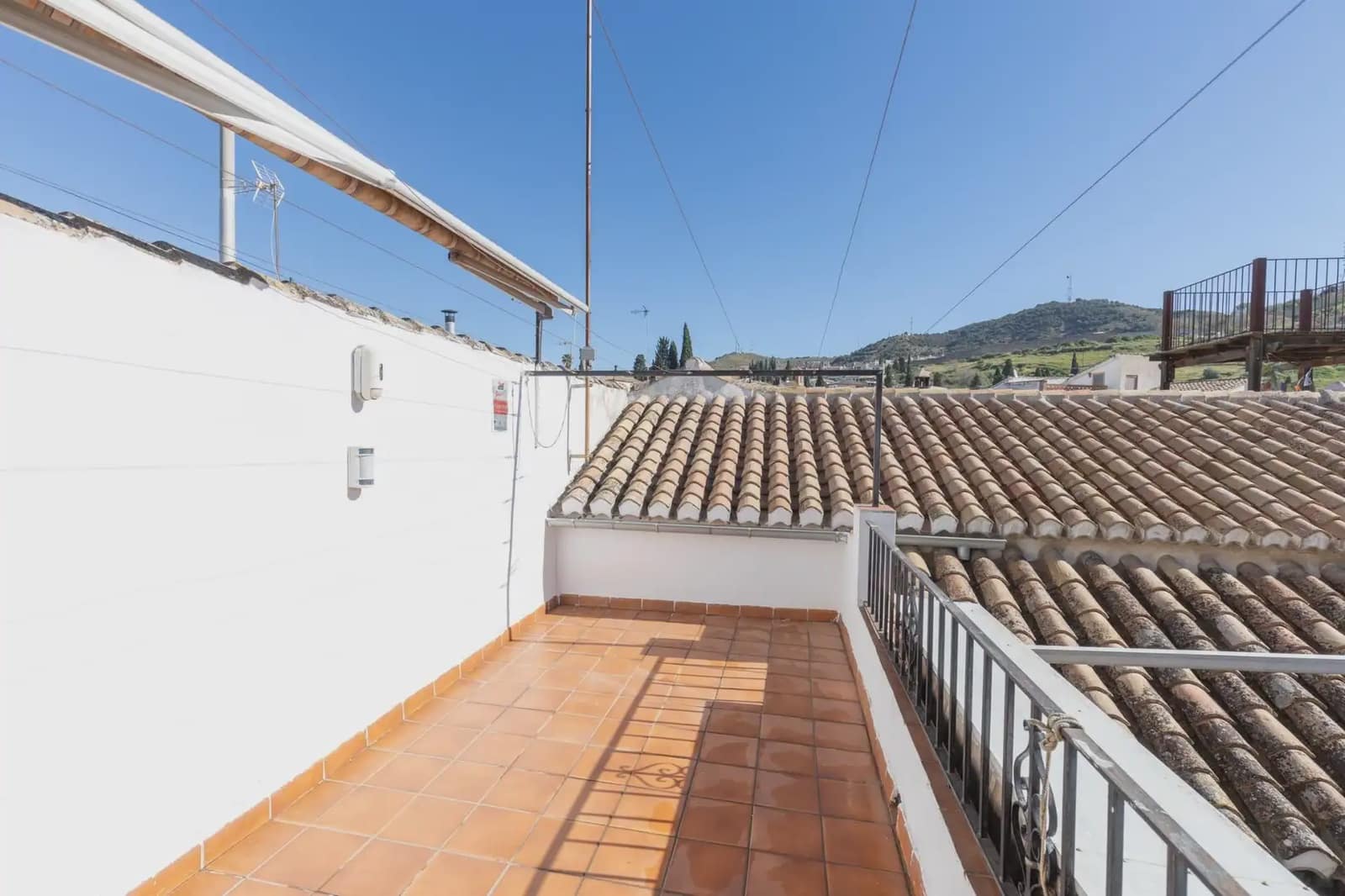Hus til salgs i Granada by - € 625 000 (Ref: 9837347)