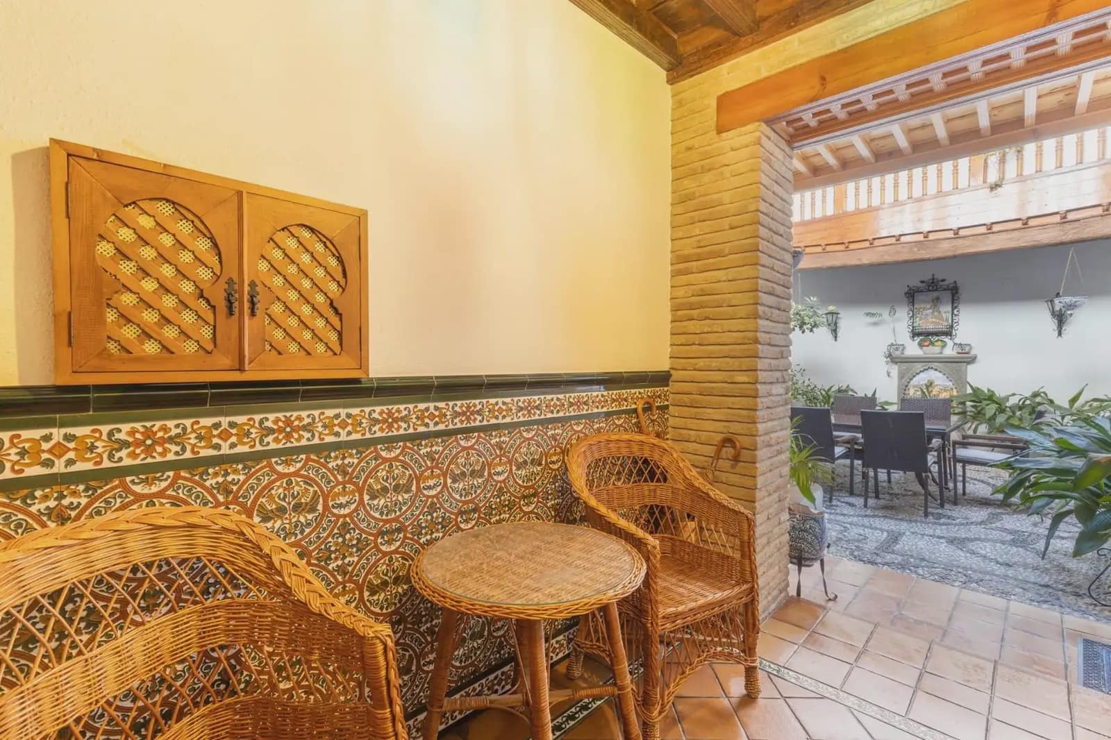 Hus til salgs i Granada by - € 625 000 (Ref: 9837347)