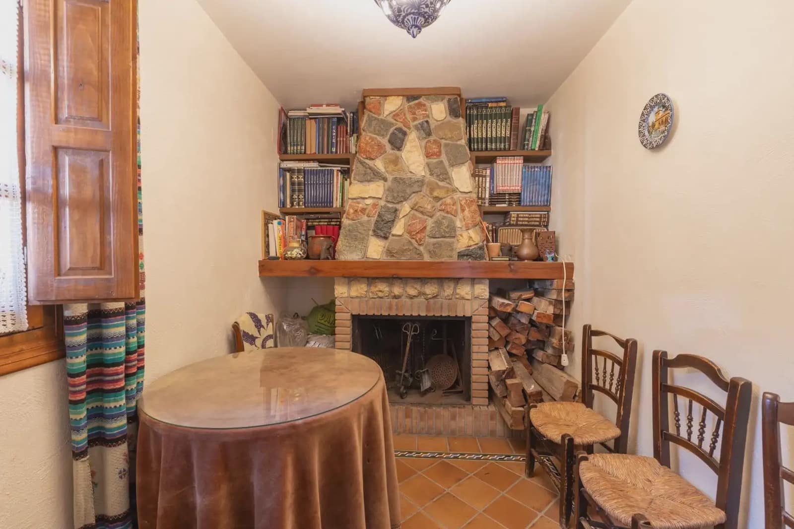 Hus til salgs i Granada by - € 625 000 (Ref: 9837347)