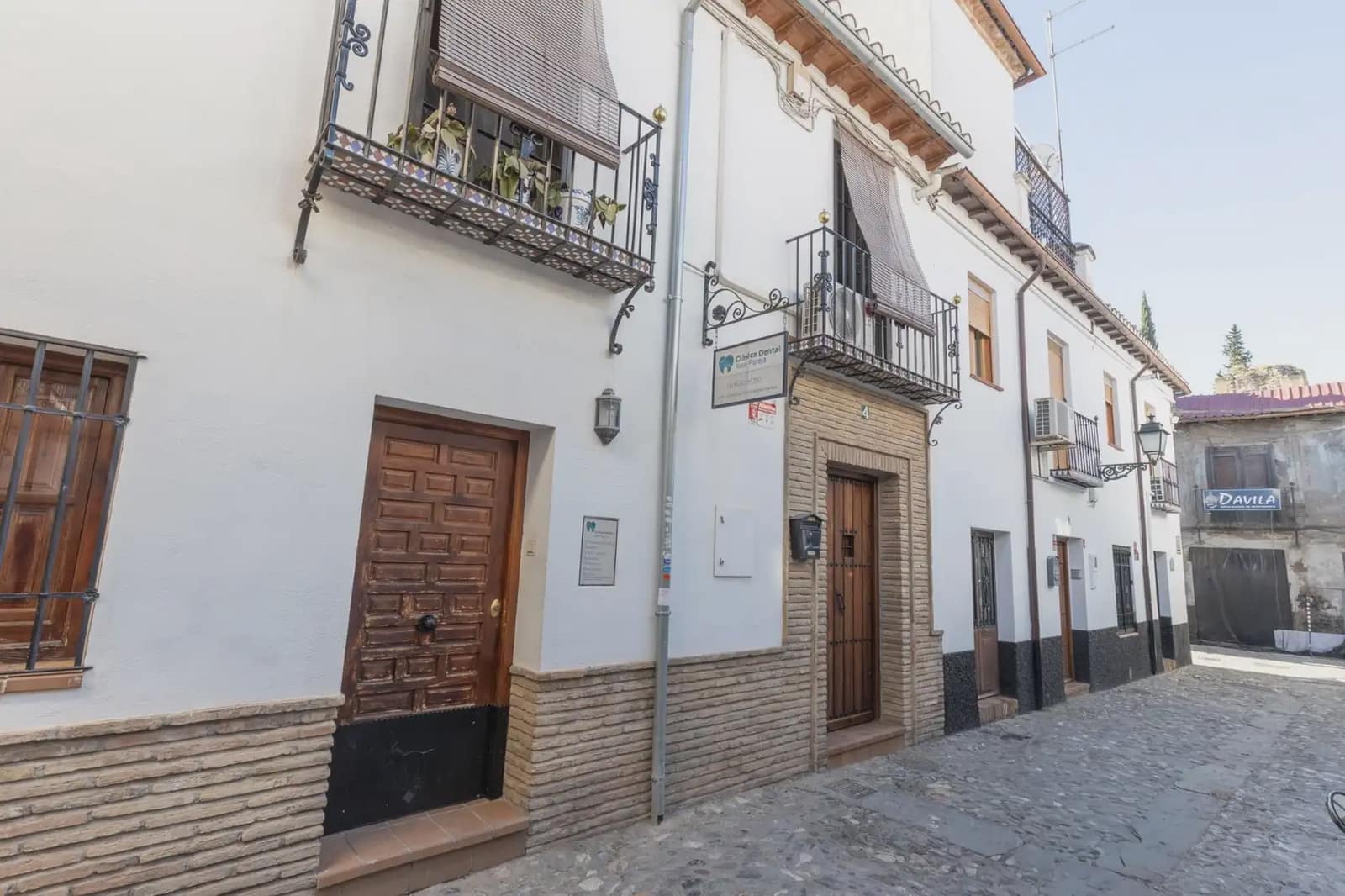 Hus til salgs i Granada by - € 625 000 (Ref: 9837347)