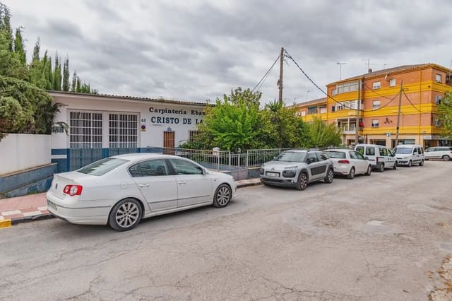 Gewerbe zu verkaufen in Albolote - 685.000 € (Ref: 9837348)