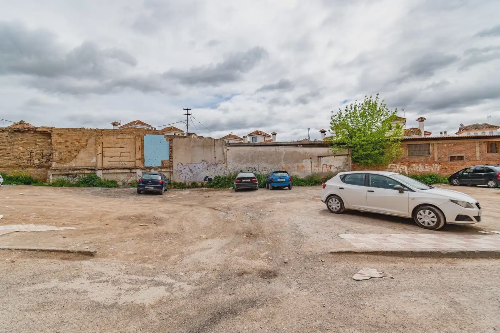 Local Comercial en Albolote en venta - 685.000 € (Ref: 9837348)