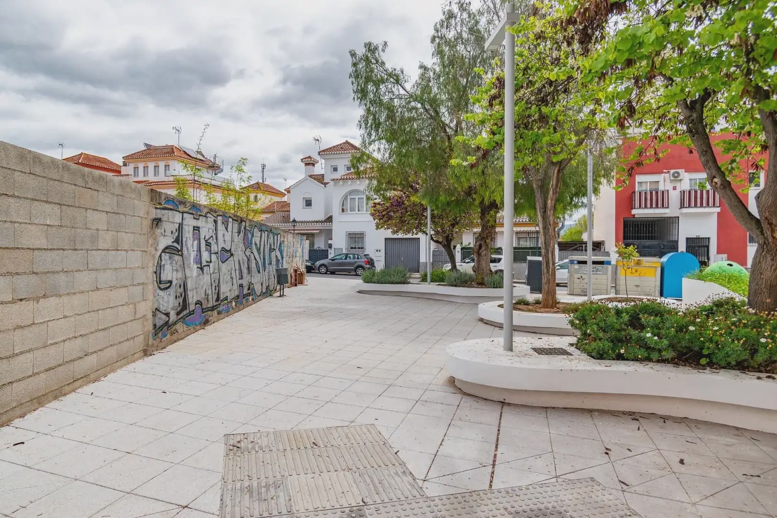 Local Comercial en Albolote en venta - 685.000 € (Ref: 9837348)