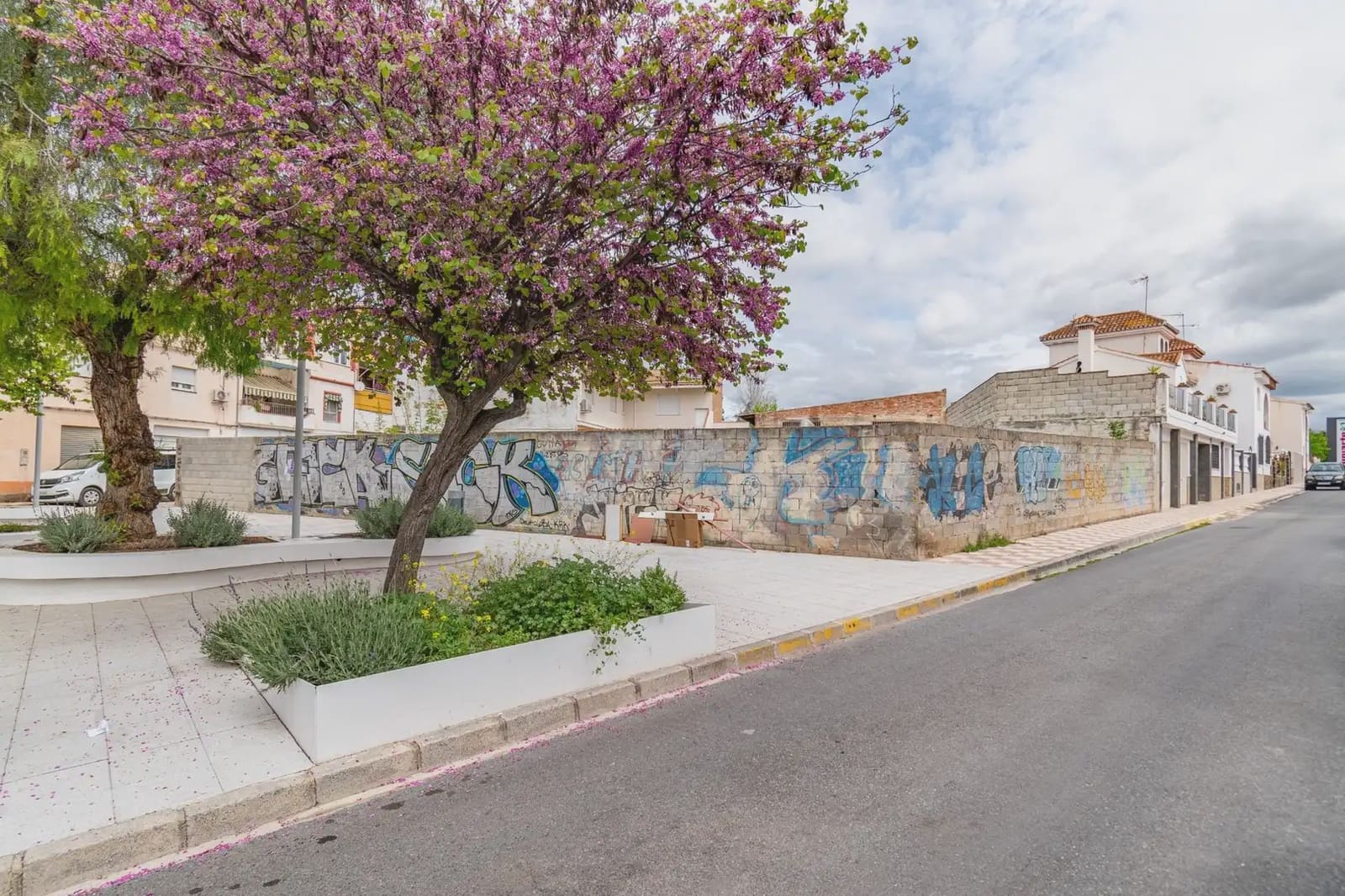 Local Comercial en Albolote en venta - 685.000 € (Ref: 9837348)
