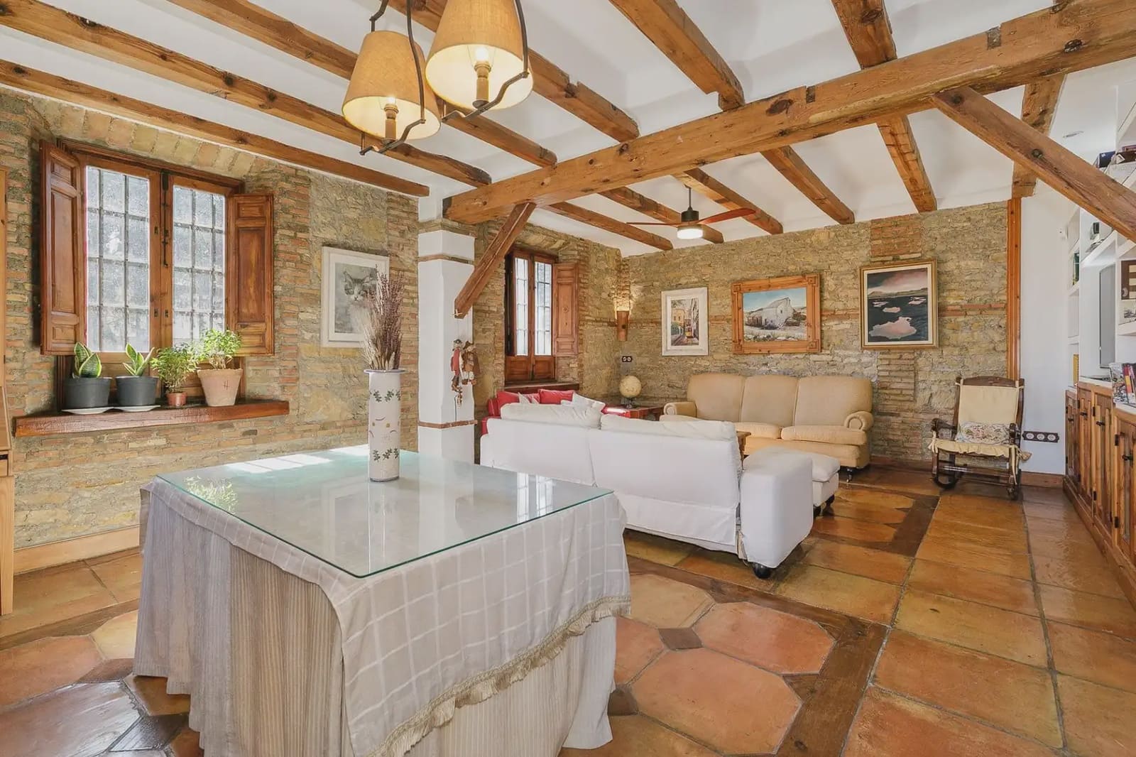 Finca/Herregård til salgs i Vegas del Genil med svømmebasseng garasje - € 1 400 000 (Ref: 9837350)
