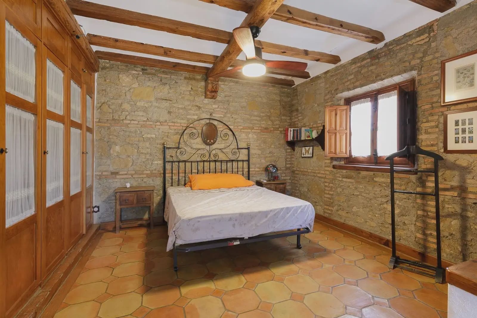 Finca/Herregård til salgs i Vegas del Genil med svømmebasseng garasje - € 1 400 000 (Ref: 9837350)