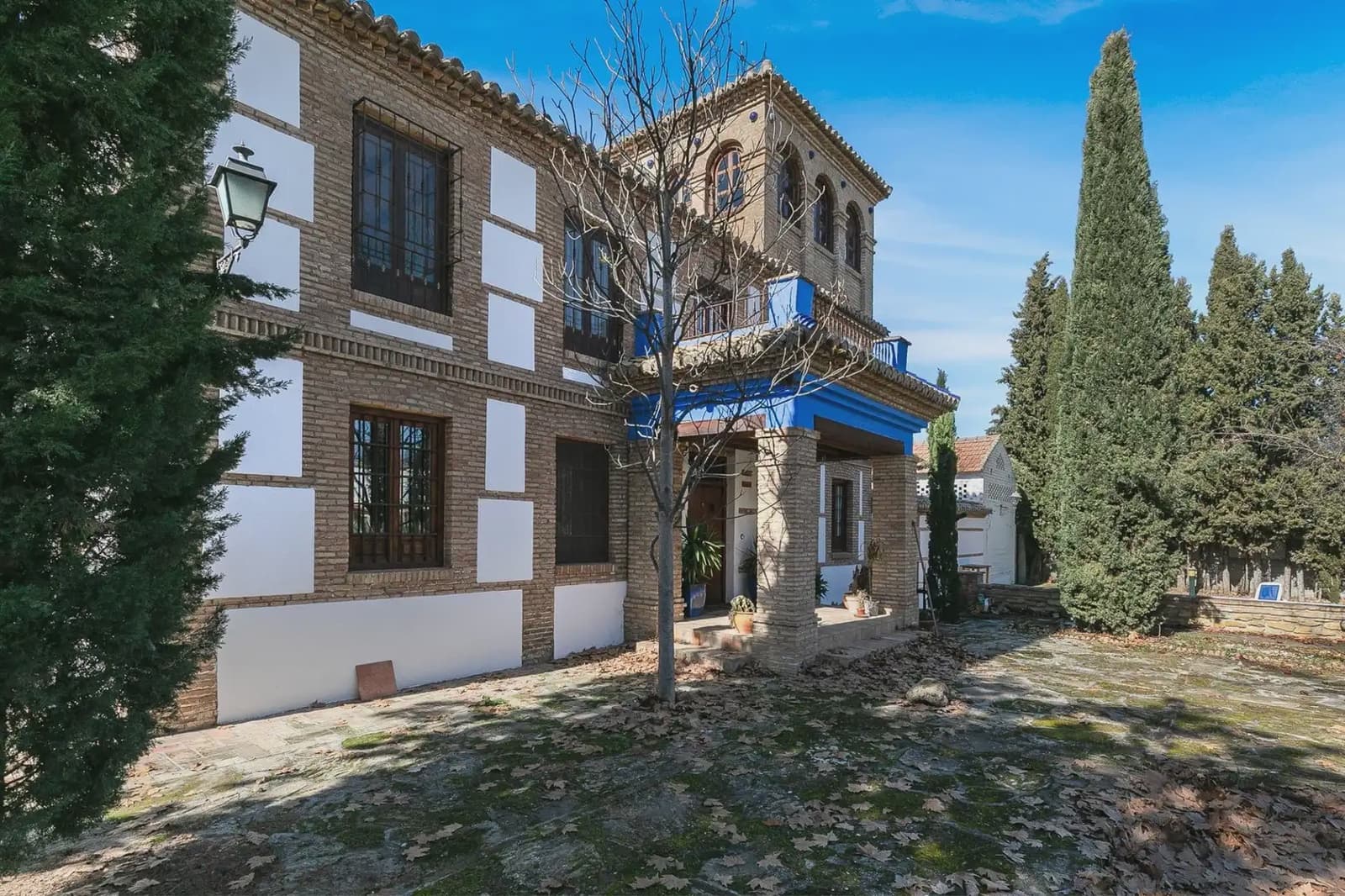 Finca/Herregård til salgs i Vegas del Genil med svømmebasseng garasje - € 1 400 000 (Ref: 9837350)