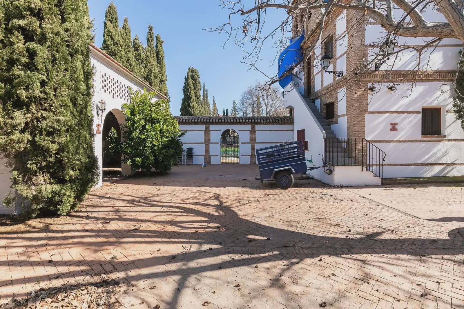 Finca/Herregård til salgs i Vegas del Genil med svømmebasseng garasje - € 1 400 000 (Ref: 9837350)