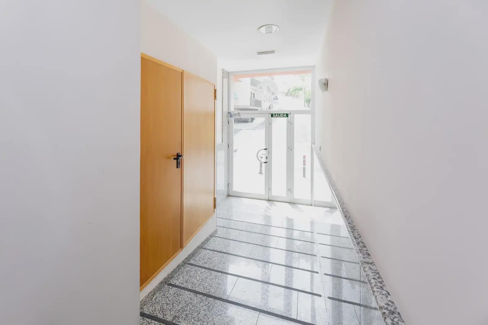 Mieszkanie na sprzedaż w Monachil z garażem - 179 000 € (Ref: 9837351)