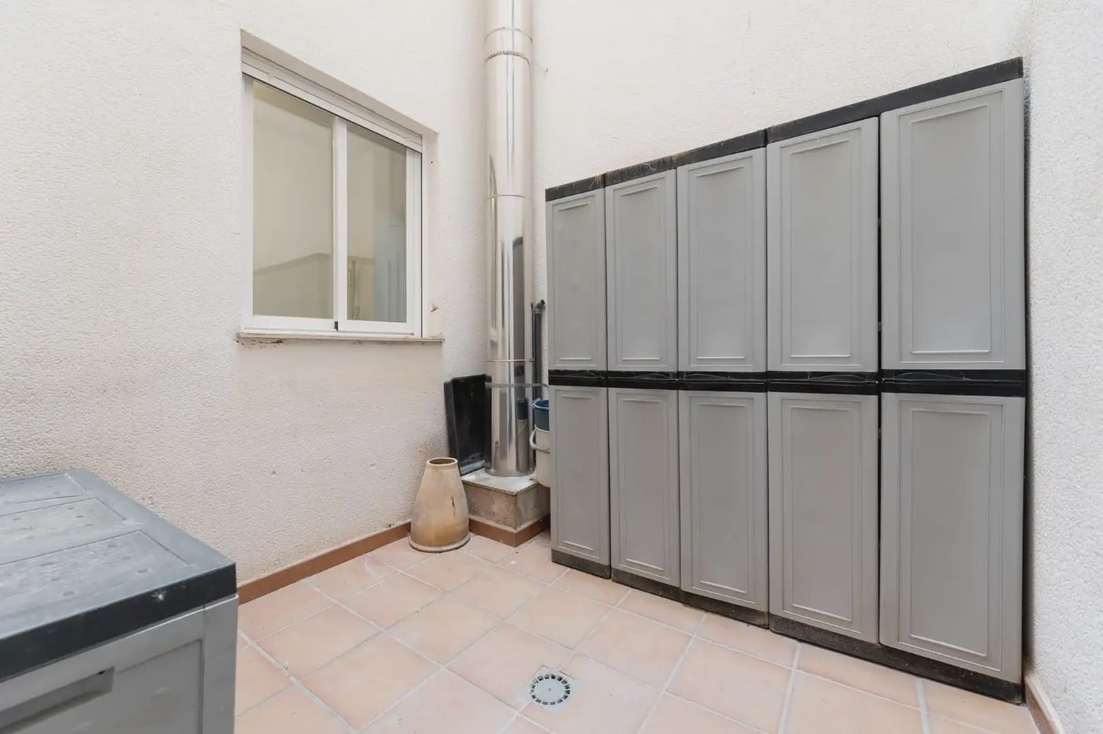 Mieszkanie na sprzedaż w Monachil z garażem - 179 000 € (Ref: 9837351)