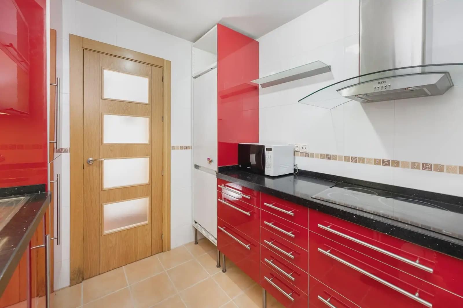Mieszkanie na sprzedaż w Monachil z garażem - 179 000 € (Ref: 9837351)