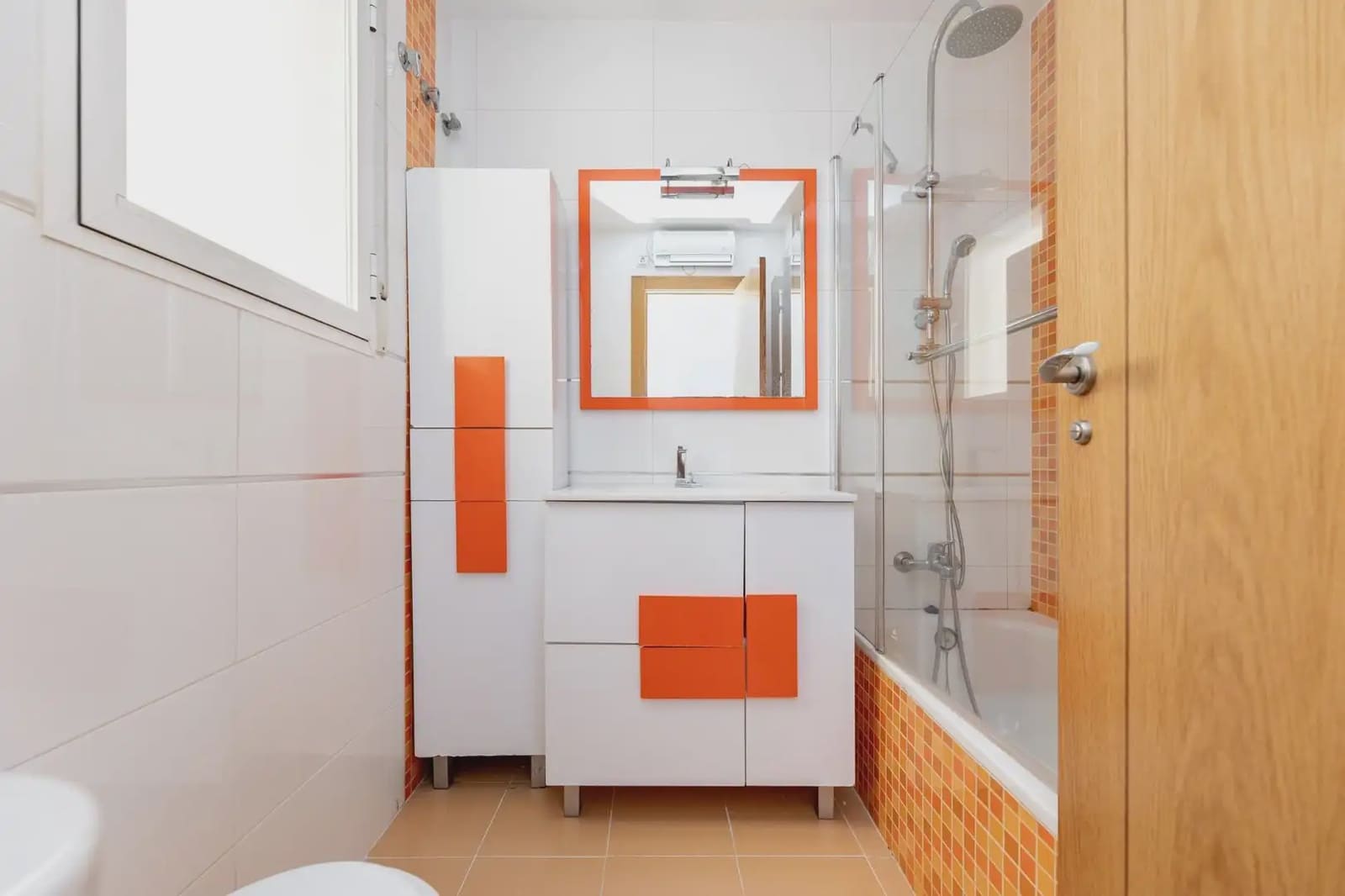 Mieszkanie na sprzedaż w Monachil z garażem - 179 000 € (Ref: 9837351)