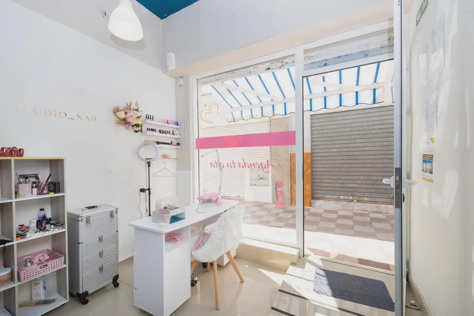 Local Comercial en Granada ciudad en venta - 96.000 € (Ref: 9837354)