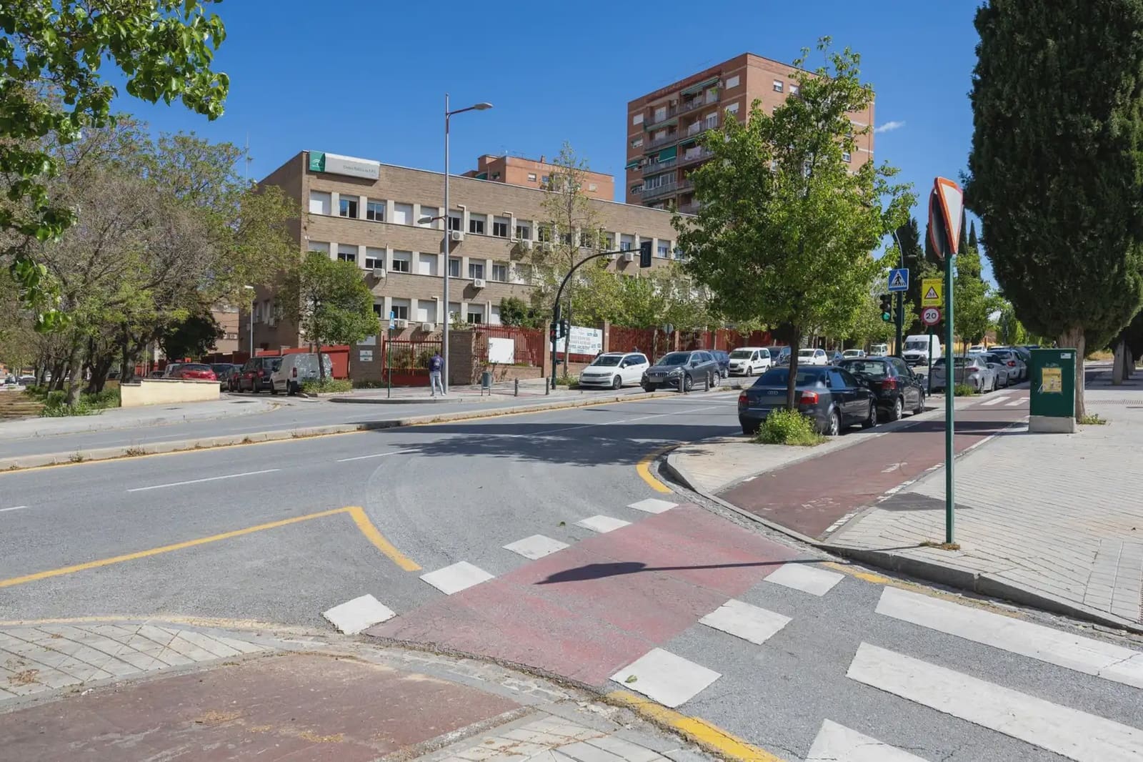 Local Comercial en Granada ciudad en venta - 96.000 € (Ref: 9837354)