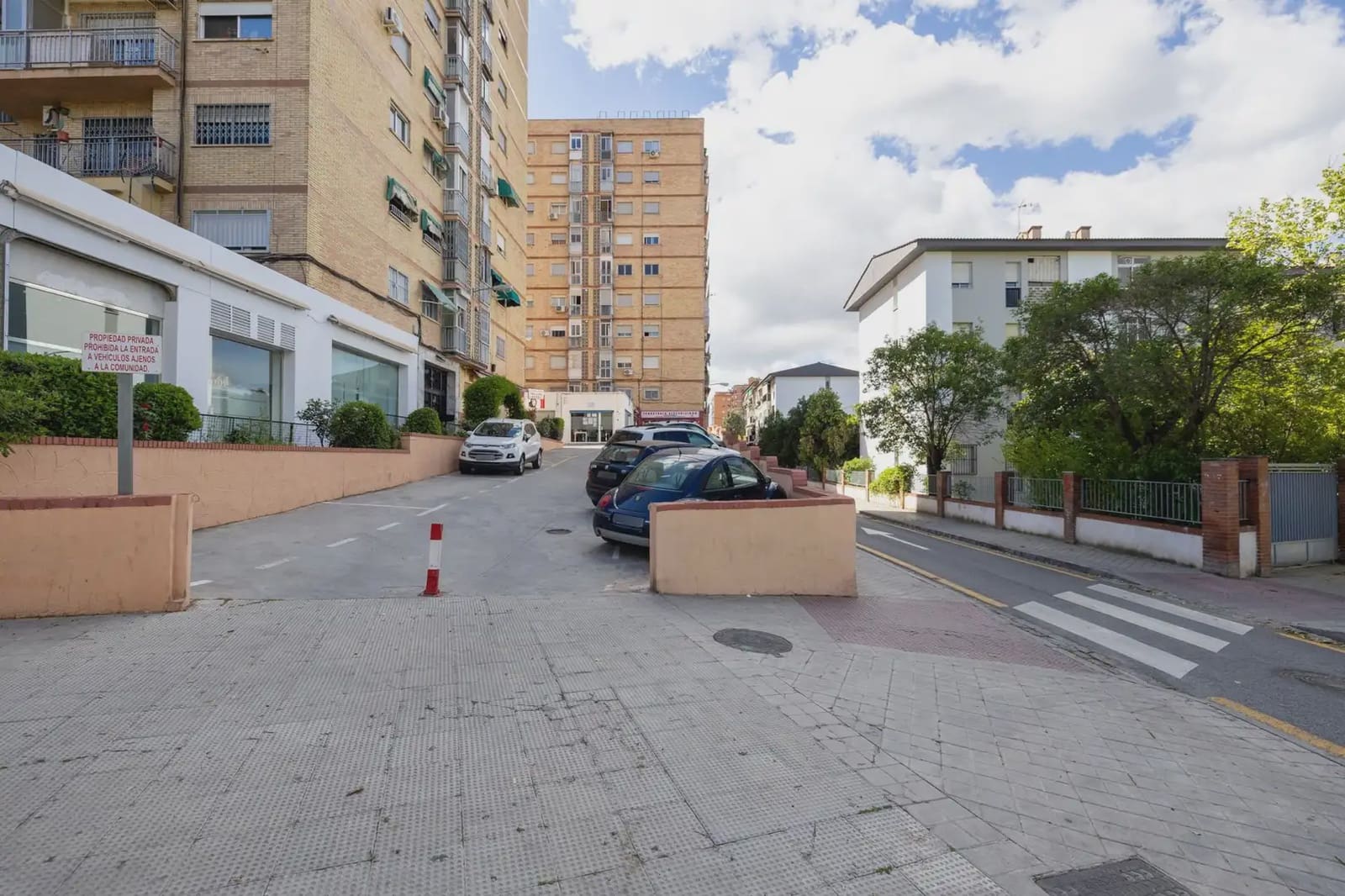 Local Comercial en Granada ciudad en venta - 96.000 € (Ref: 9837354)