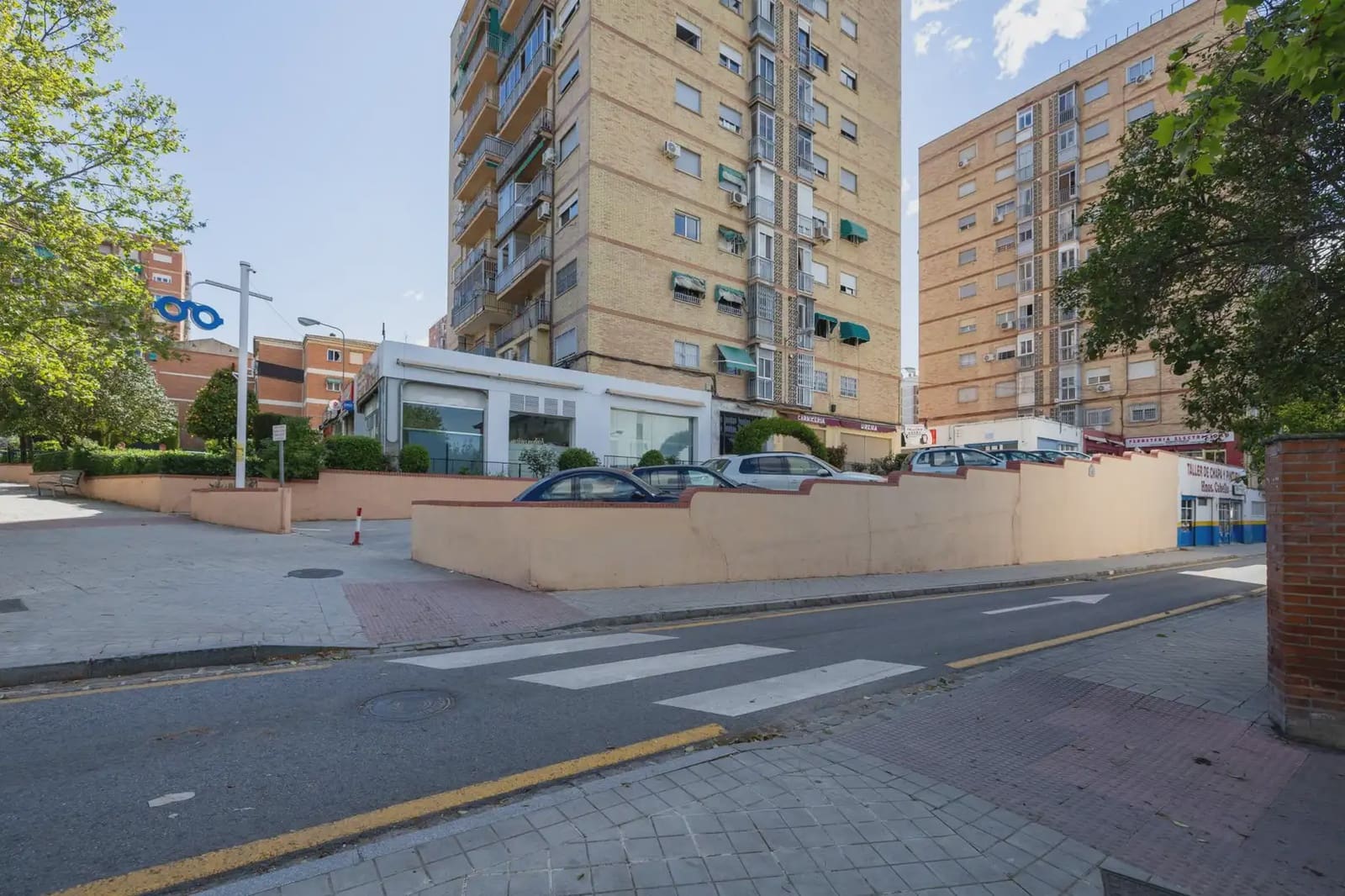 Local Comercial en Granada ciudad en venta - 96.000 € (Ref: 9837354)