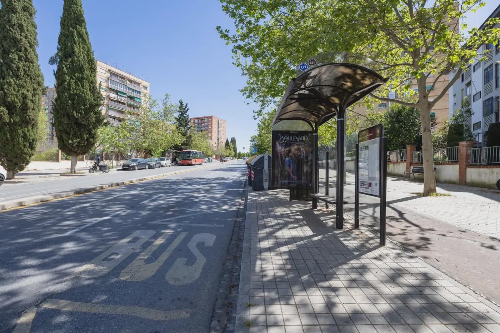 Local Comercial en Granada ciudad en venta - 96.000 € (Ref: 9837354)