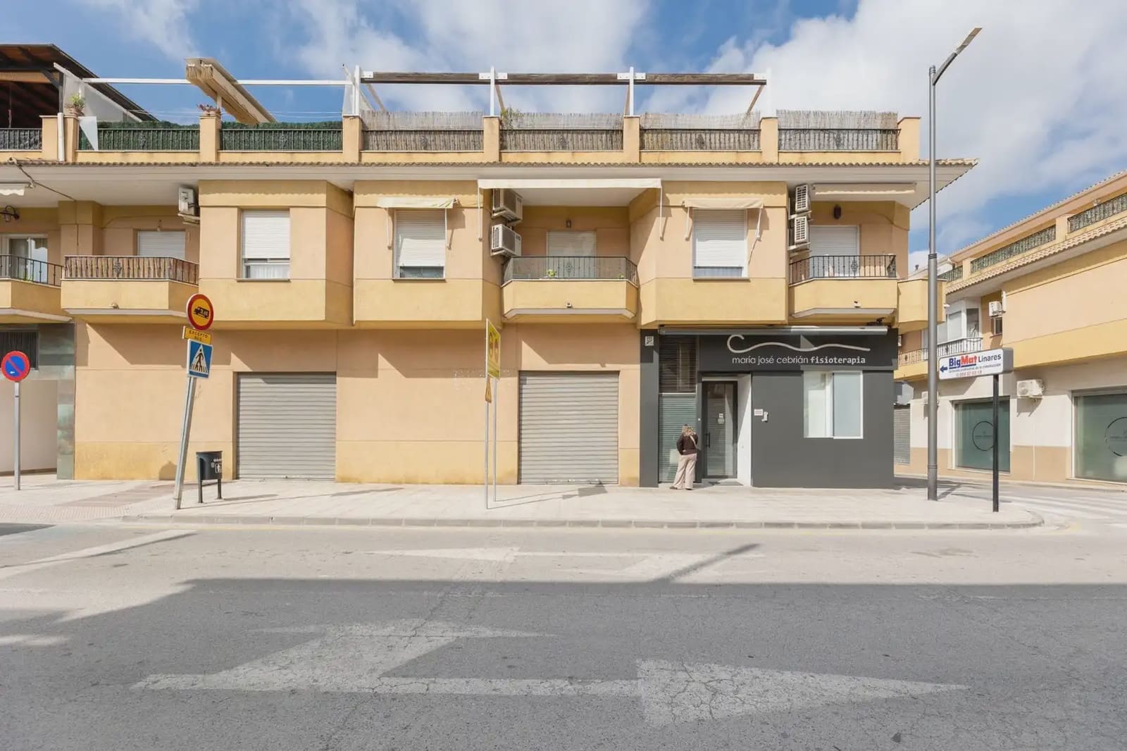 Local Comercial en Churriana de la Vega en venta - 129.000 € (Ref: 9837356)