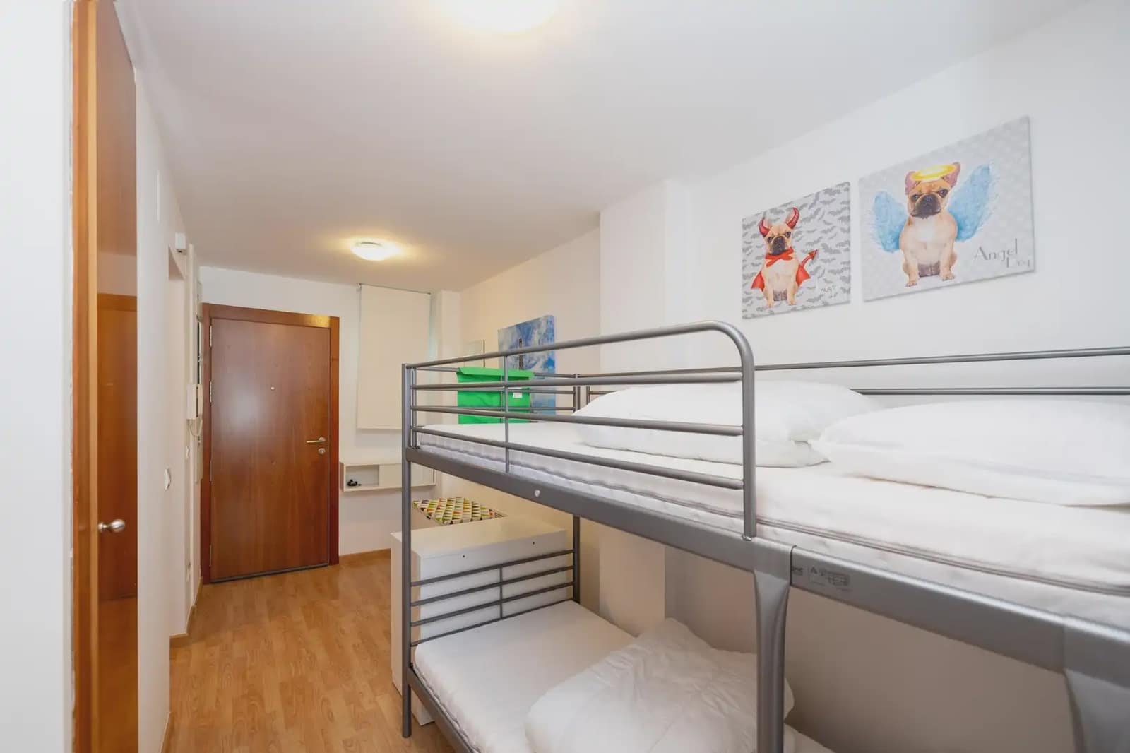 Leilighet til salgs i Sierra Nevada med svømmebasseng garasje - € 199 000 (Ref: 9837357)