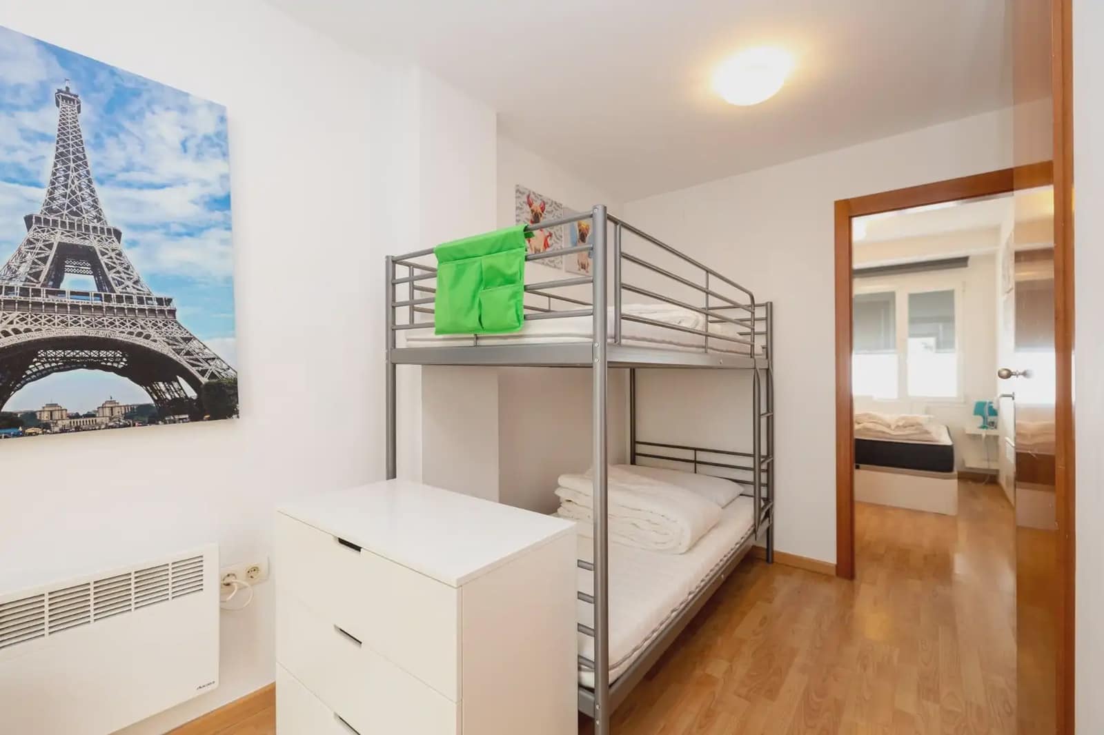 Leilighet til salgs i Sierra Nevada med svømmebasseng garasje - € 199 000 (Ref: 9837357)