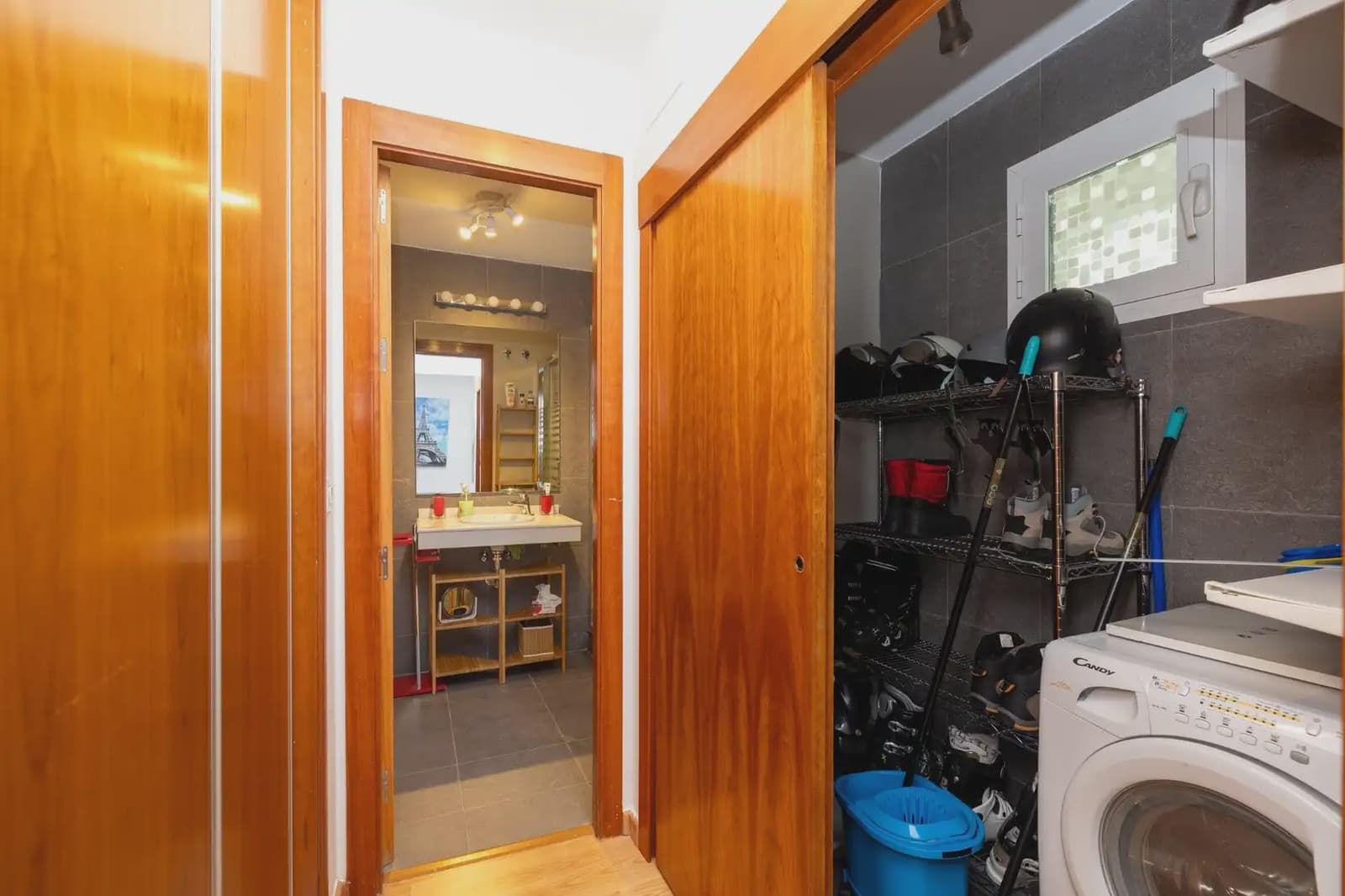 Leilighet til salgs i Sierra Nevada med svømmebasseng garasje - € 199 000 (Ref: 9837357)