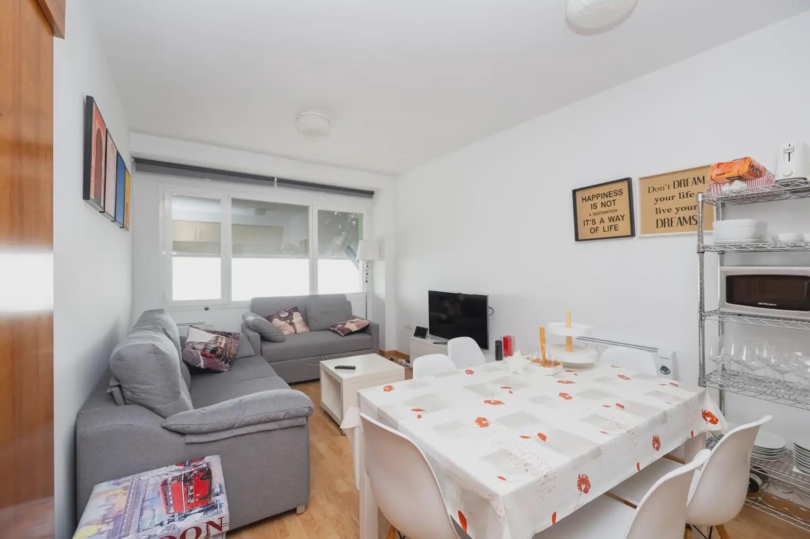Leilighet til salgs i Sierra Nevada med svømmebasseng garasje - € 199 000 (Ref: 9837357)