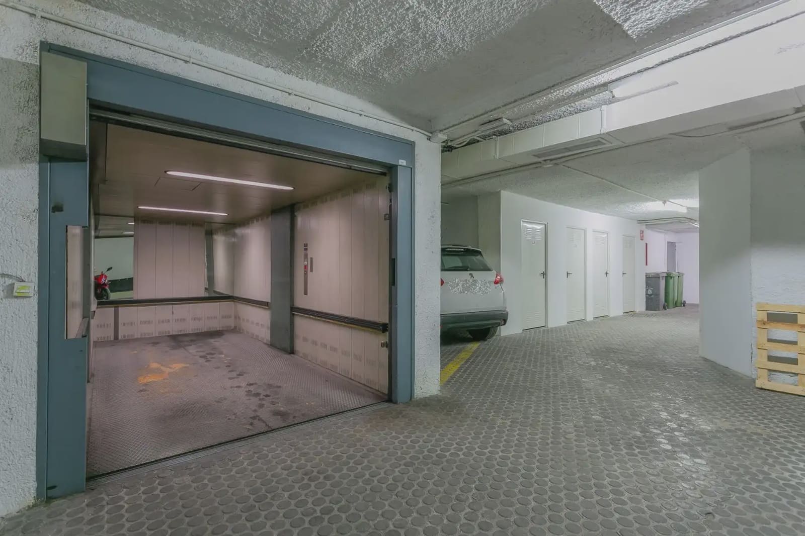 Azienda in vendita in Granada citta - 19.900 € (Rif: 9837358)