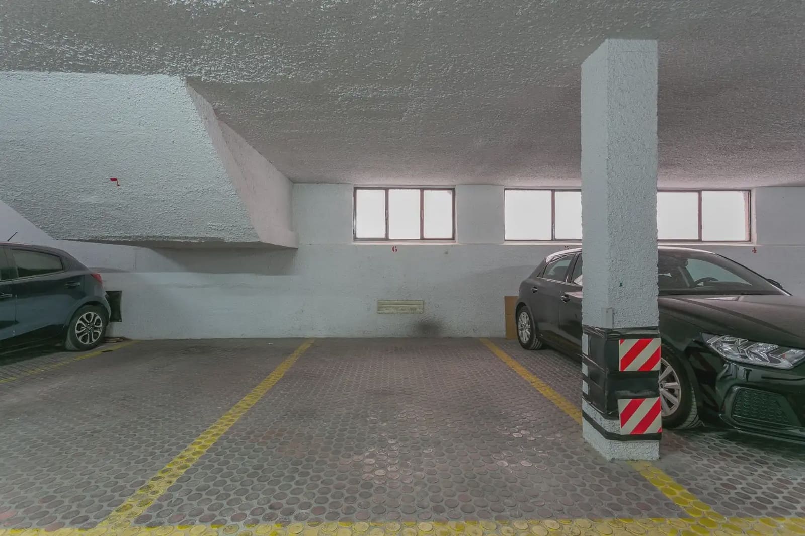 Azienda in vendita in Granada citta - 19.900 € (Rif: 9837358)