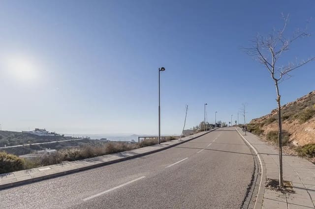 Tontti myytävänä paikassa La Zubia - 65 000 € (Ref: 9837359)