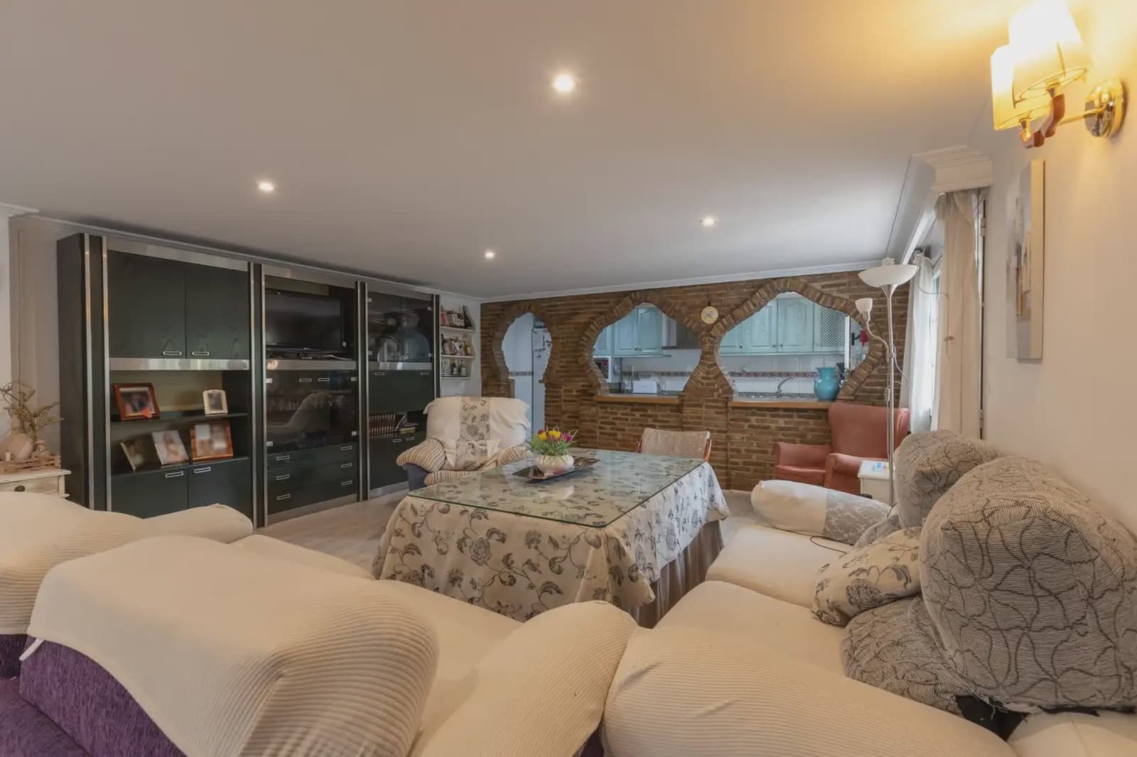 Villa for sale in Otura with pool garage - € 449,000 (Ref: 9837362)