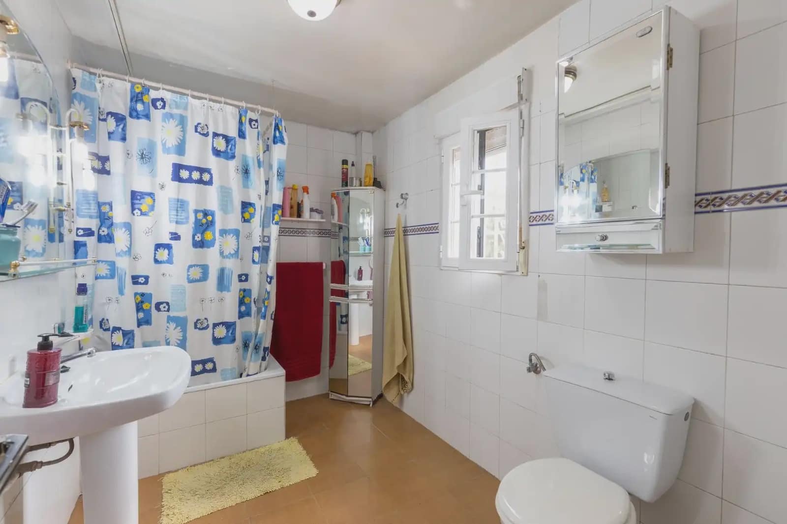 Villa for sale in Otura with pool garage - € 449,000 (Ref: 9837362)