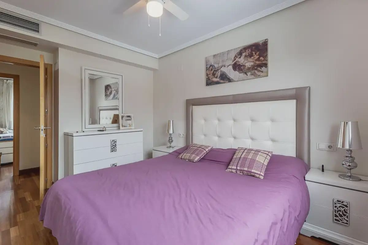 Mieszkanie na sprzedaż w Miasto Grenada - 695 000 € (Ref: 9837363)