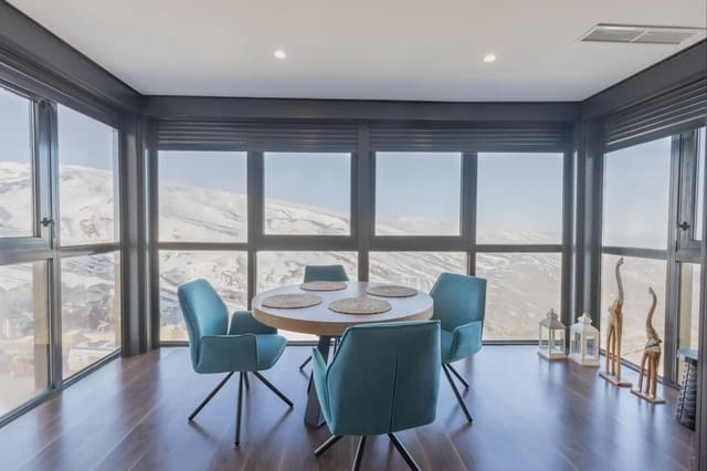 Appartement te koop in Sierra Nevada, Monachil met garage - € 329.000 (Ref: 9837364)