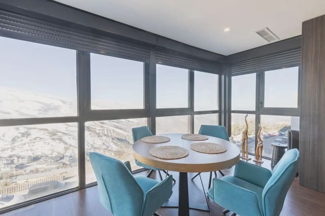 Appartement te koop in Sierra Nevada, Monachil met garage - € 329.000 (Ref: 9837364)