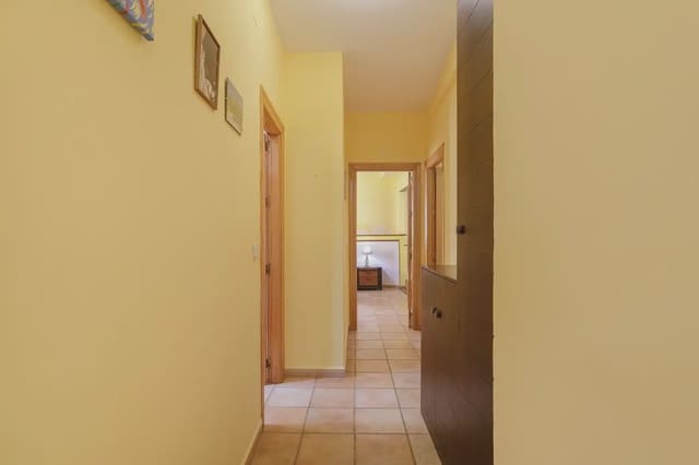 Casa em Banda para venda em Moclín - 138 000 € (Ref: 9837365)
