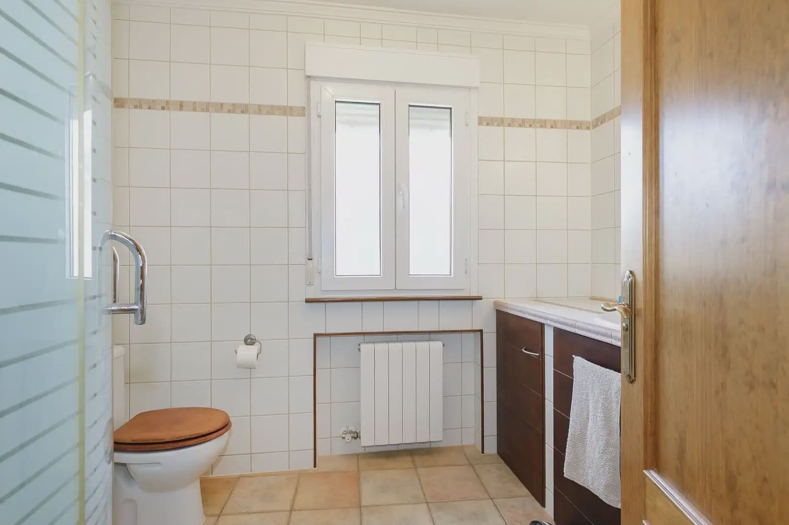 Casa em Banda para venda em Moclin - 138 000 € (Ref: 9837365)