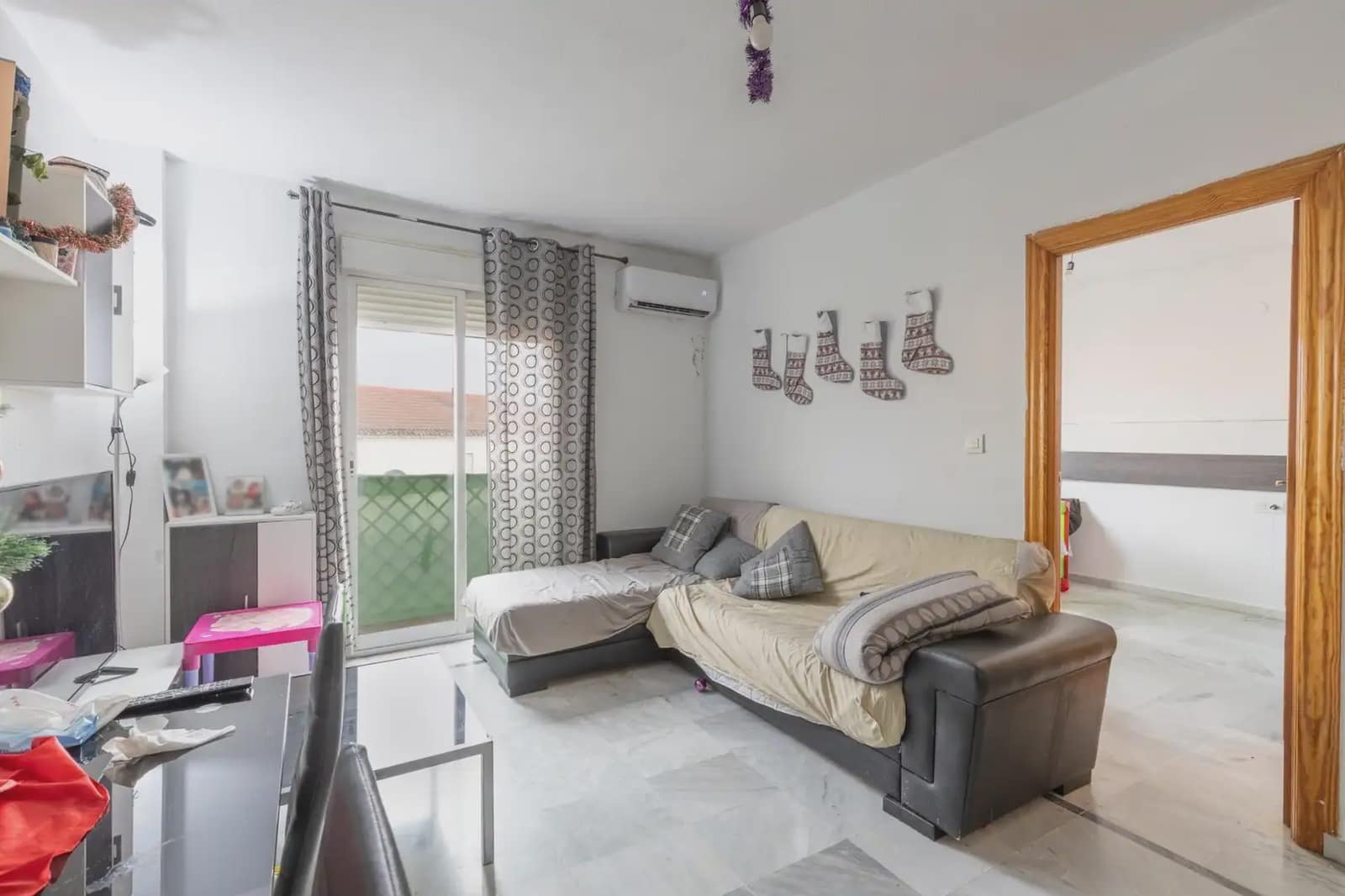 Flat for sale in Fuente Vaqueros - € 79,990 (Ref: 9837366)