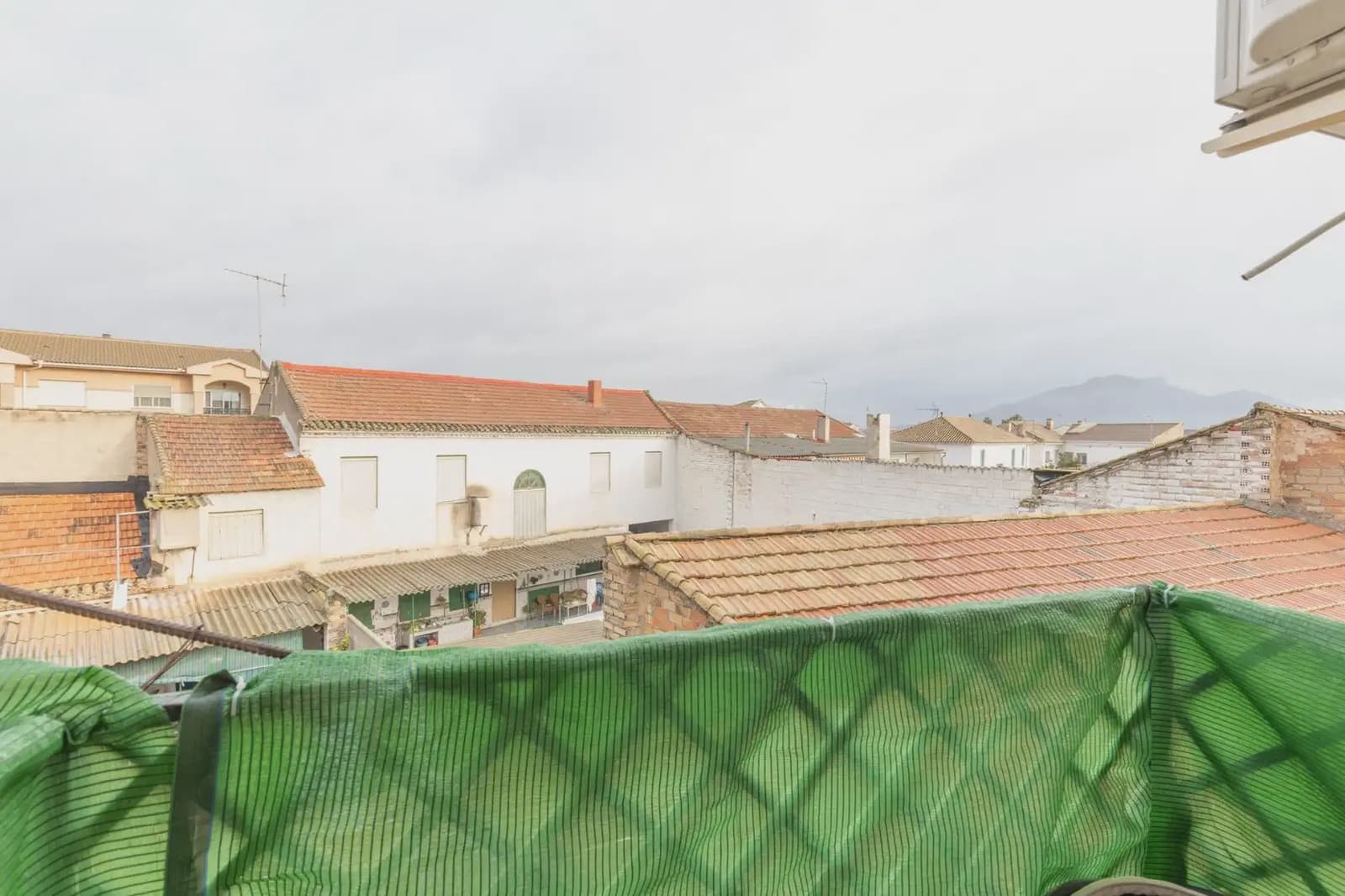 Flat for sale in Fuente Vaqueros - € 79,990 (Ref: 9837366)