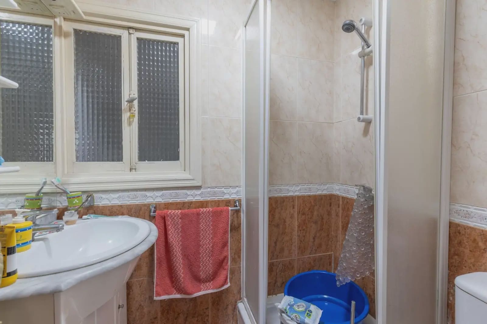 Commercial for sale in Granada city - € 1,500,000 (Ref: 9837367)
