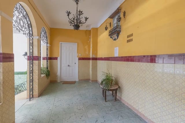 Comercial para venda em Albaicin, Granada cidade - 1 500 000 € (Ref: 9837367)