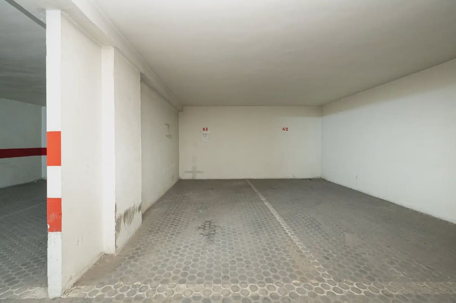 Garage for sale in Granada city - € 28,000 (Ref: 9837368)