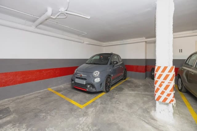 Garage for sale in San Matías - Realejo, Granada city - € 60,000 (Ref: 9837369)