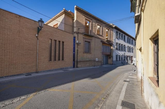 Garage for sale in San Matías - Realejo, Granada city - € 60,000 (Ref: 9837369)